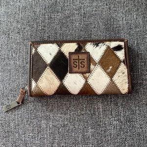 Real bovine fur wallet 🐄🦬